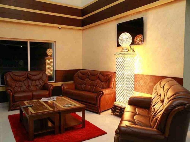 Hôtel Thachaparambil Residency à Alappuzha Extérieur photo
